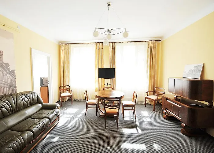 Cosiest 3-room In Apartamento Leópolis