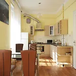 Cosiest 3-room In Apartament *